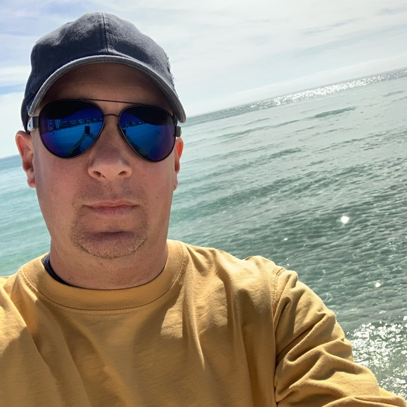 Profile Picture of Joseph Duckworth (@jduckworrh23) on Poshmark