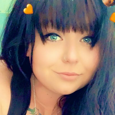 Profile Picture of Jessie Avery (@marijuanamamaxo) on Twitter
