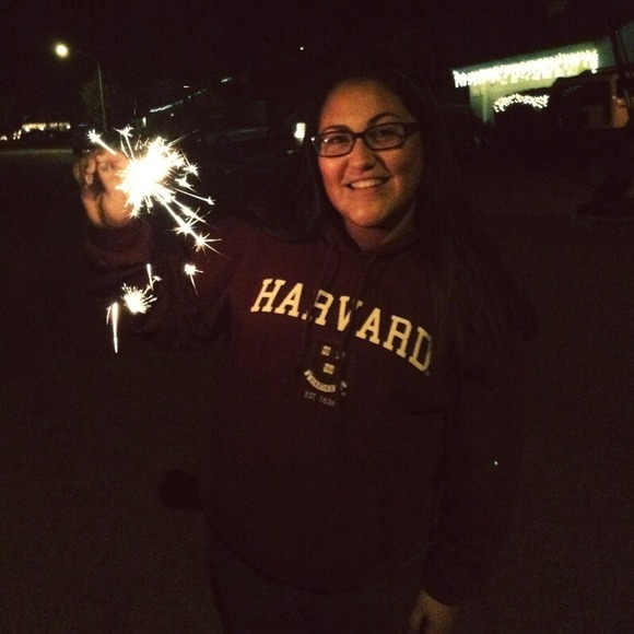 Profile Picture of Anessa Mongarro (@anessa_rae) on Poshmark