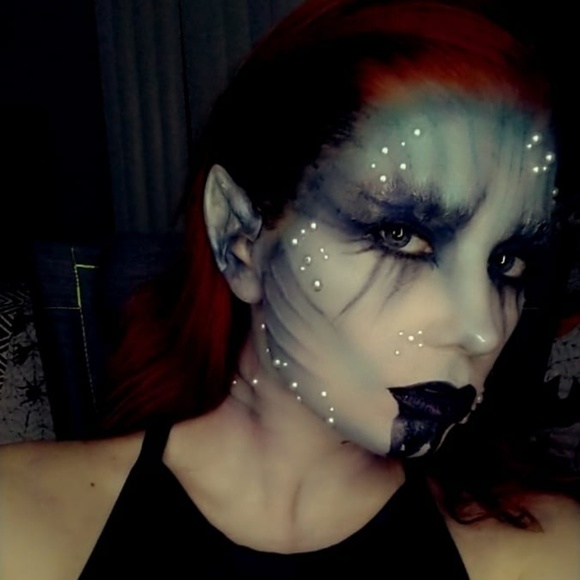 Profile Picture of Alyssa Palmer (@graydaysky) on Poshmark