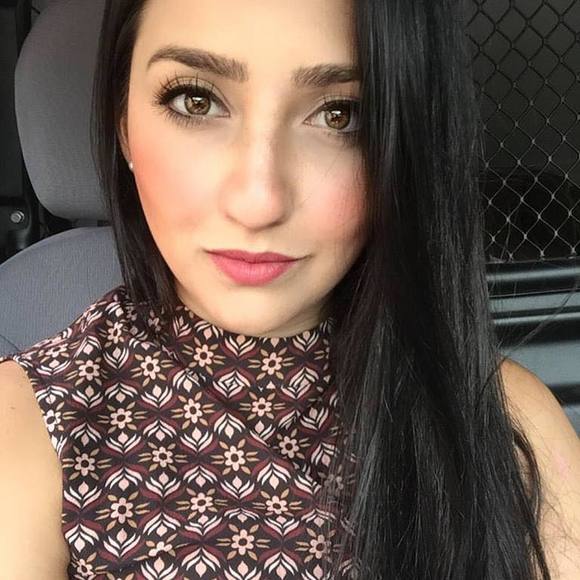 Profile Photo of Anna Liberati (@anna_liberatti) on Poshmark