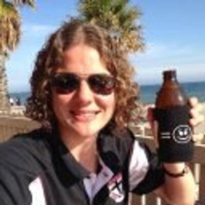 Profile Picture of Vicky Isaac-Hewett (@vih2383) on Twitter