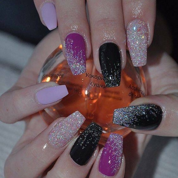 Profile Picture of Daniela Montalvo (@jehili) on Poshmark