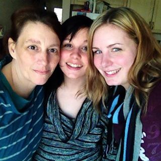 Profile Picture of Loretta Ouellette Burns (@redda4ever) on Facebook