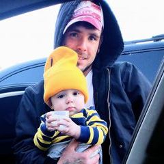 Profile Picture of watitis251 (@andrewgros) on Tiktok