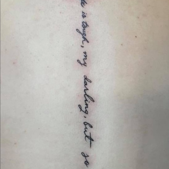 Profile Picture of Lindsey Dalsted (@lindsey_lou_3) on Poshmark