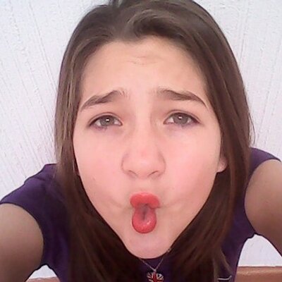 Profile Picture of Cindy Rickards (@cindyjbelive) on Twitter