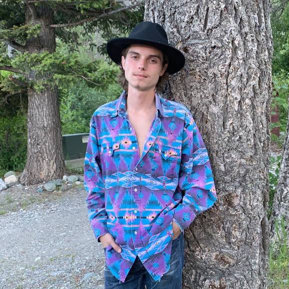 Profile Picture of Jonah Coleman (@jonah_c) on Poshmark