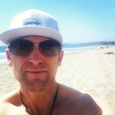 Profile Picture of Robert Gostan (@2901ducati) on Twitter