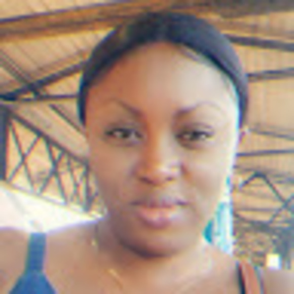 Profile Picture of Tashauna Higgins (@higginstashauna) on Poshmark