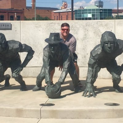 Profile Picture of Andrew Schmidt (@CoachSchmidt66) on Twitter