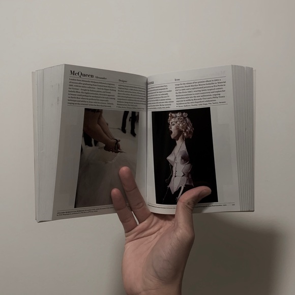 Profile Picture of Thomas Ly (@thomasly168) on Poshmark