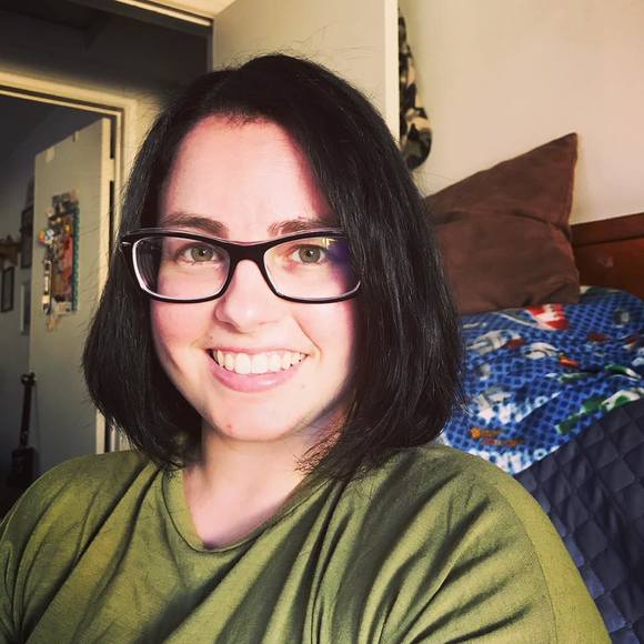 Profile Picture of Courtney Hawkes (@courtneyhawkes) on Poshmark