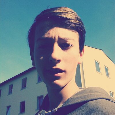 Profile Picture of Niki Boeriu (@_Nike_ster) on Twitter