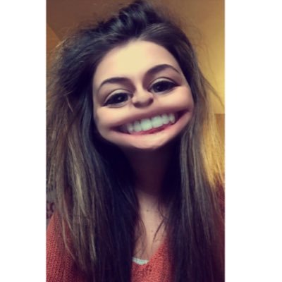 Profile Picture of Lauren (@laurensparks1) on Twitter