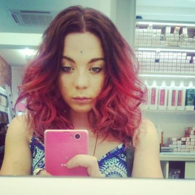 Profile Picture of OfficialNatashaJonas (@hollyleigh10) on Twitter