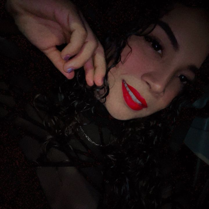 Profile Picture of 💜𝐋𝐚𝐮𝐫𝐚 🤍 (@solecito.293) on Tiktok
