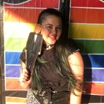 Profile Picture of Annie Monks (@sits_for_snacks) on Instagram