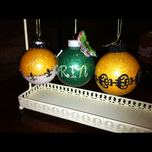 Profile Picture of Kimberly Cates (@kcboots) on Poshmark