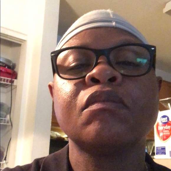 Profile Picture of Rashem Lilley (@ranitty06) on Poshmark