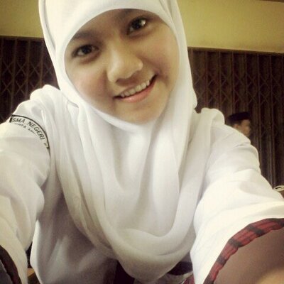 Profile Picture of Monica Vian Jaya (@monicavian) on Twitter