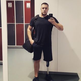 Profile Picture of Patrick Kowalski (@kowal_oneleg) on Twitter