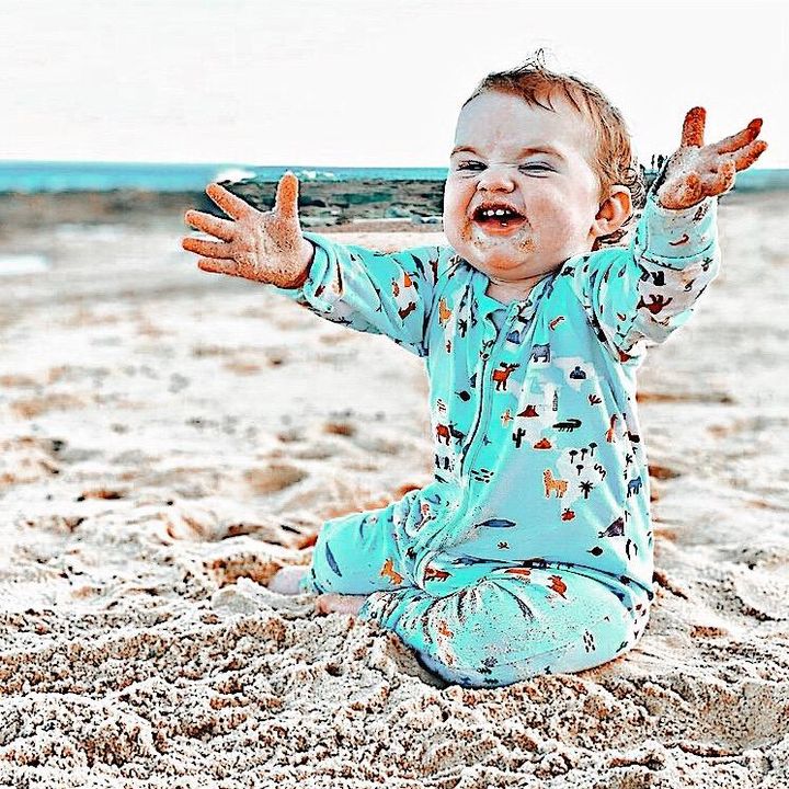 Profile Picture of :) (@doughnorris) on Tiktok