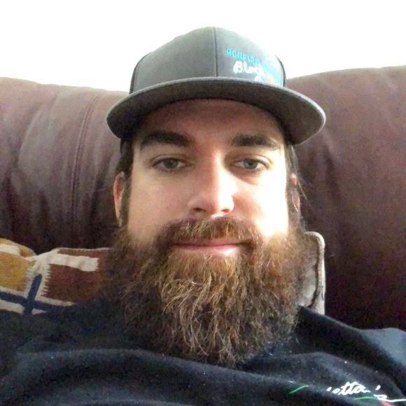 Profile Picture of Adam Meeks (@ameeks2025) on Poshmark