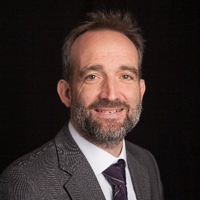 Profile Picture of Oliver Scott (@headatstjos) on Twitter