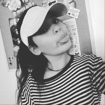 Profile Picture of michaela_caulfield (@michaela_caulfield) on Tiktok