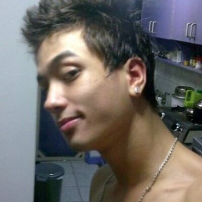 Profile Picture of Adam Santos Hussein (@adamsantos) on Twitter