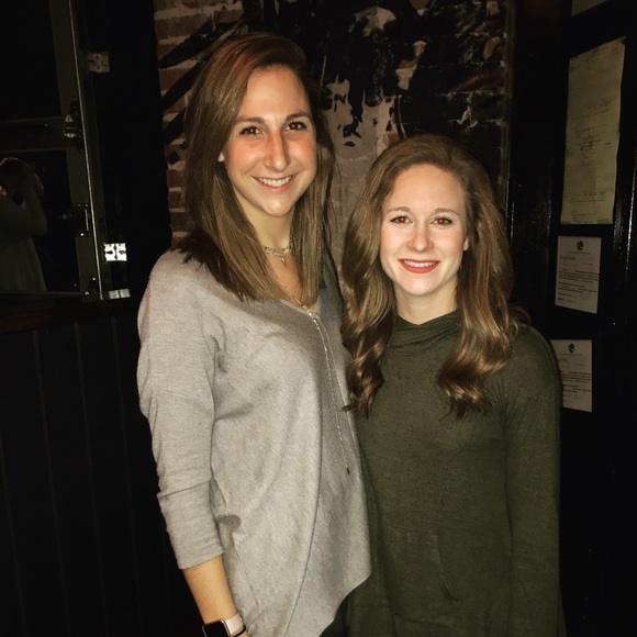 Profile Picture of Grace Ivy (@grace_givy) on Poshmark