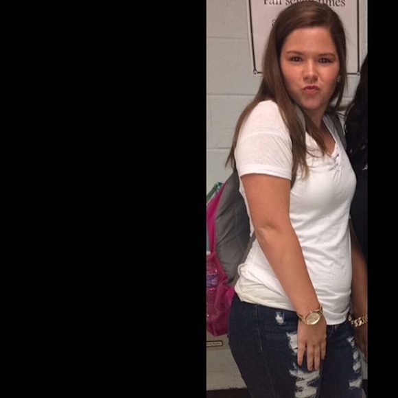 Profile Picture of Sabrina Hardeman (@sabrinalynn4) on Poshmark