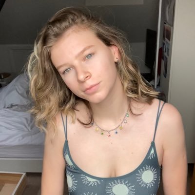 Profile Picture of Eva Osborne (@EvaOsbo93146215) on Twitter