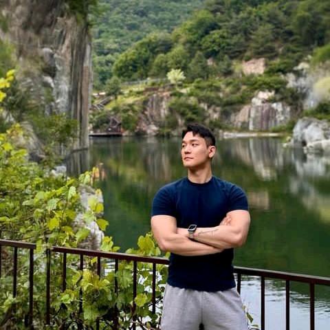 Profile Picture of Roland Howard (@benhung__1) on Tiktok
