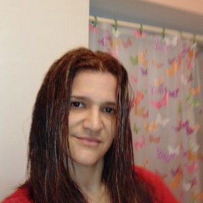 Profile Picture of Iris (@irispuig74) on Twitter