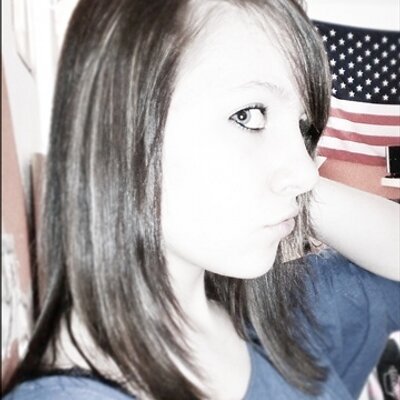 Profile Picture of Lisa.RawR (@LisaRawRx3) on Twitter