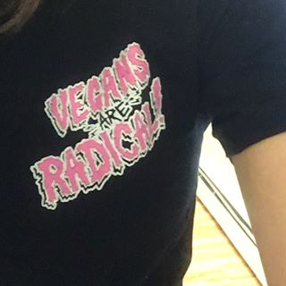 Profile Picture of Sarah E. (@QueerVeganFood) on Twitter