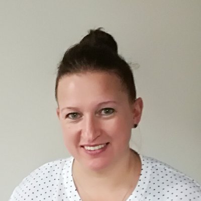 Profile Picture of Danielle (@mamma_sniper) on Twitter
