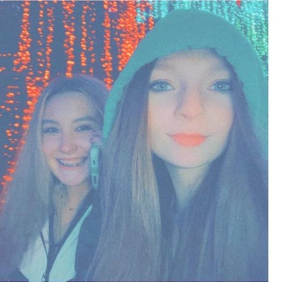 Profile Picture of Delaynee Osburn (@delayneeosburn) on Poshmark