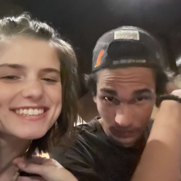 Profile Picture of Matthew Montigny (@matthewmontigny) on Poshmark