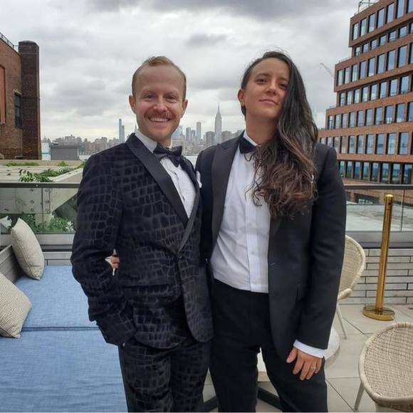 Profile Picture of Barrett Davis (@pbarrettdavis) on Poshmark