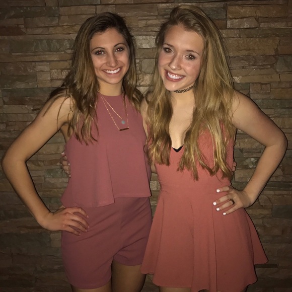 Profile Picture of Emily Fallivene (@emilyfallivene) on Poshmark