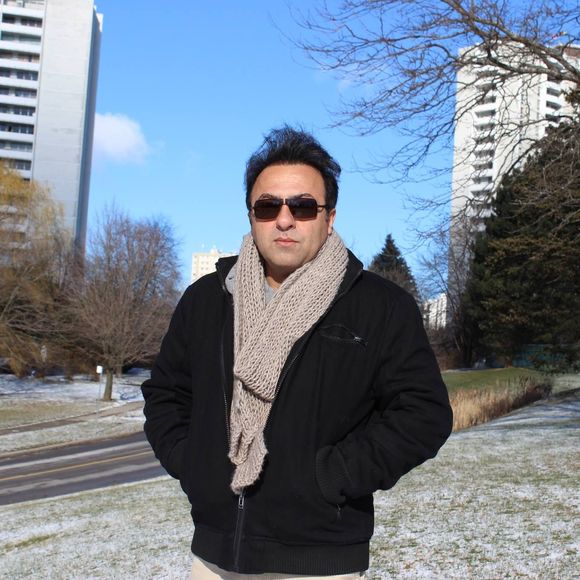 Profile Picture of Arash Tafti (@h_tafti3880) on Poshmark