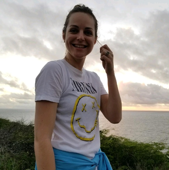 Profile Picture of Kylie Speckens (@kyliespeckens) on Poshmark