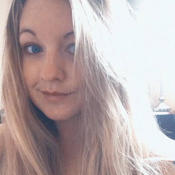 Profile Picture of Danielle Mcglynn (@crazy_partygurl) on Poshmark