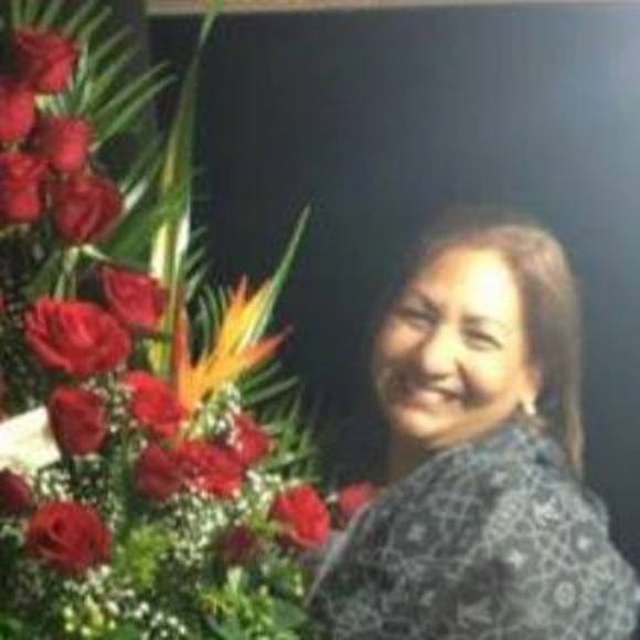 Profile Picture of Manola Sultan (@manolasultan) on Poshmark