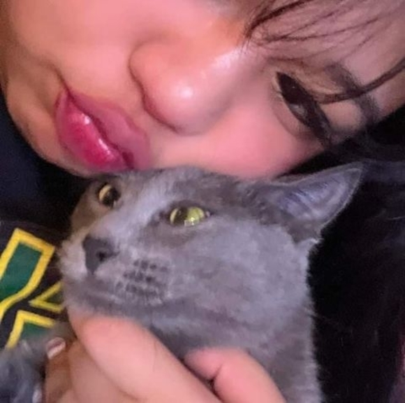 Profile Picture of Flidasean Tolin (@flidaseant) on Poshmark