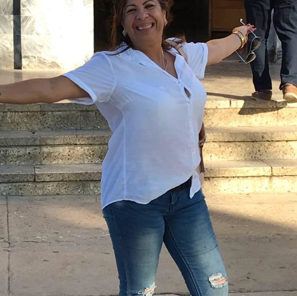 Profile Picture of Vidal Lourdes (@vidallourdes) on Poshmark