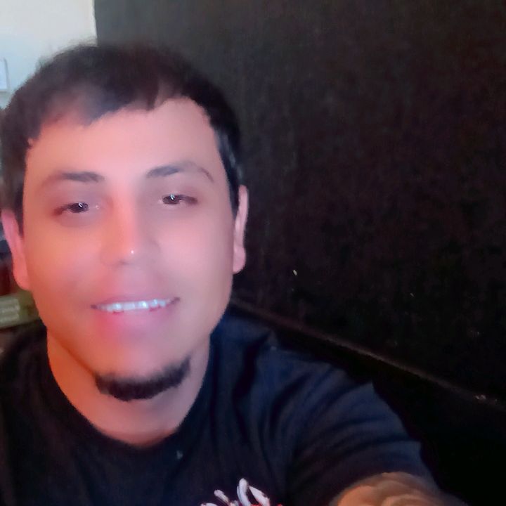 Profile Picture of Rene galaz (@renegalaz3) on Tiktok